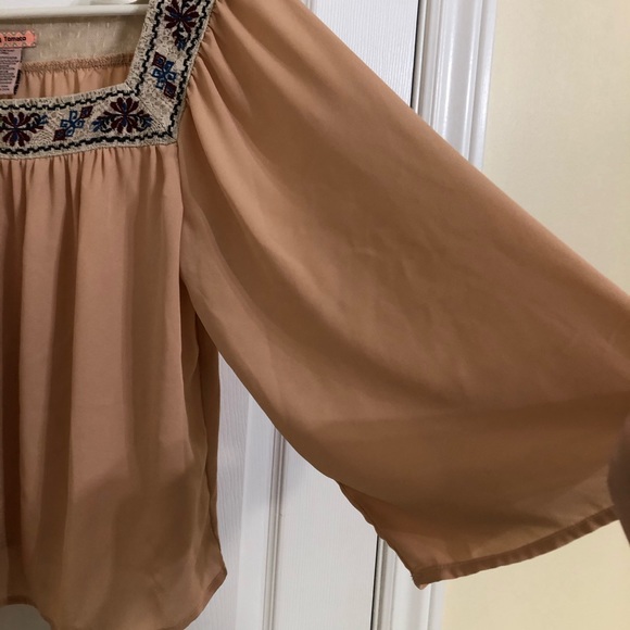 Flying Tomato Embroidered Tunic Peach Size Small - Picture 3 of 11